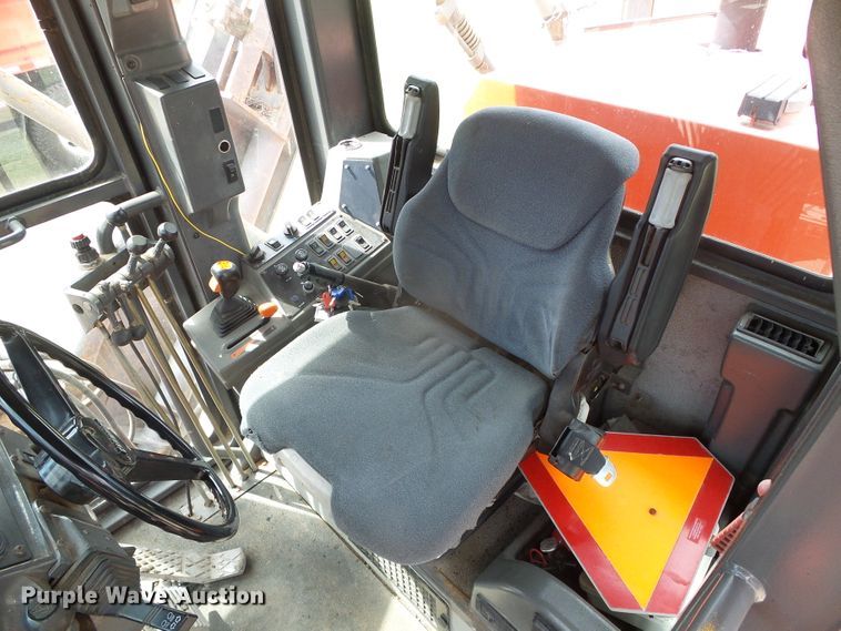 image for item DG0197 2001 Champion 710A motor grader