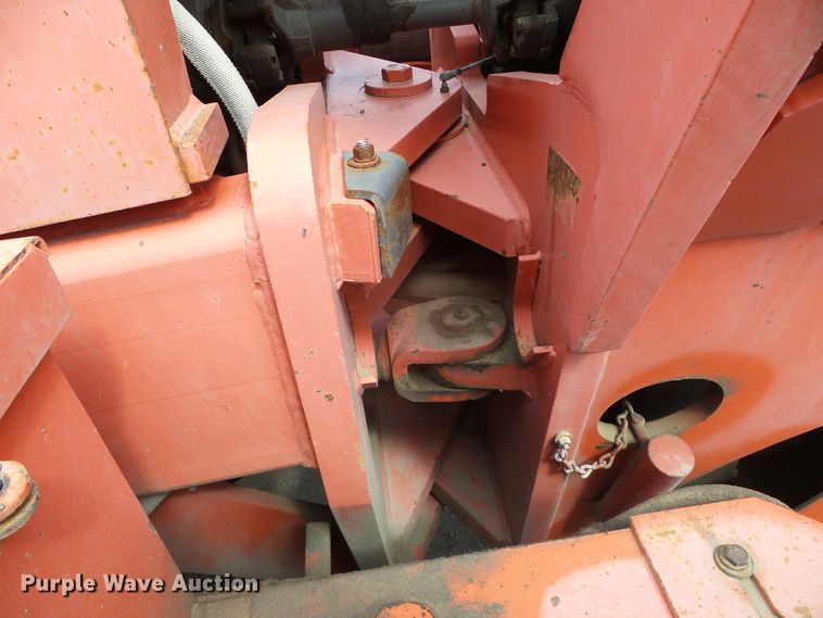 image for item DG0197 2001 Champion 710A motor grader