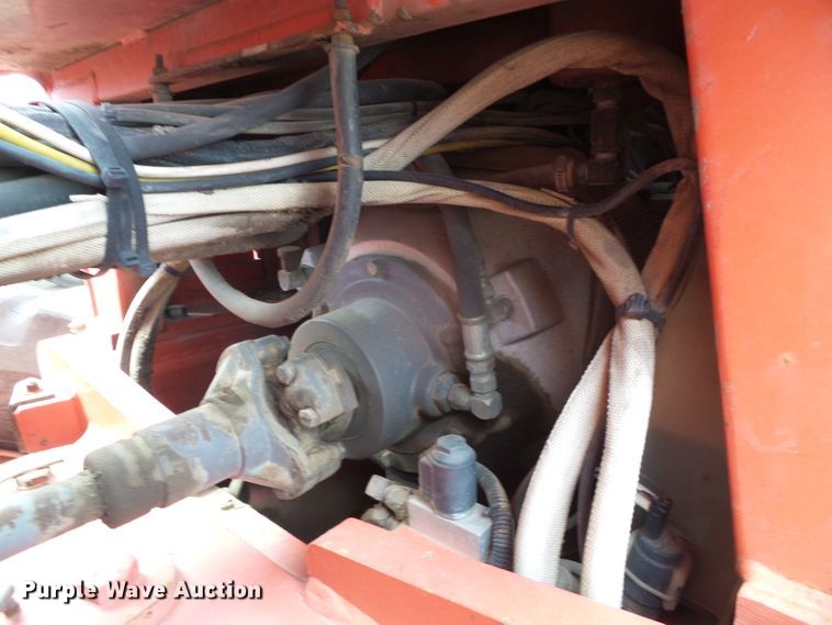 image for item DG0197 2001 Champion 710A motor grader