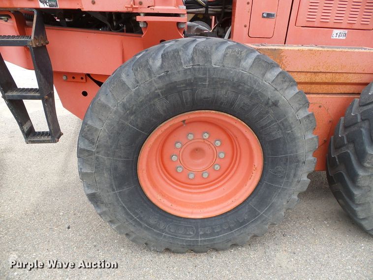 image for item DG0197 2001 Champion 710A motor grader