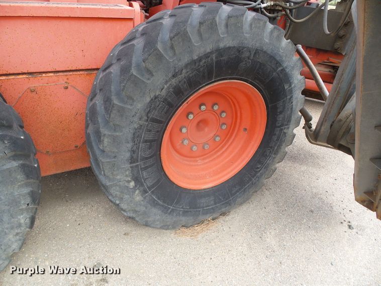 image for item DG0197 2001 Champion 710A motor grader