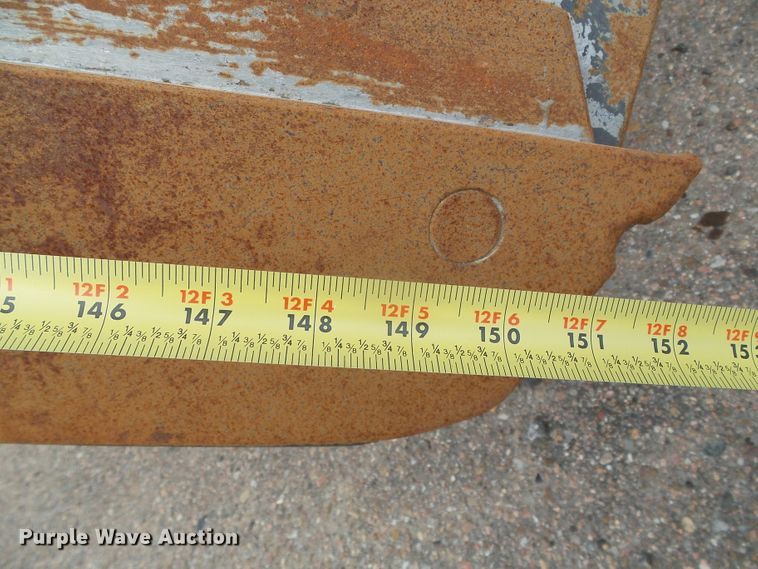 image for item DG0197 2001 Champion 710A motor grader