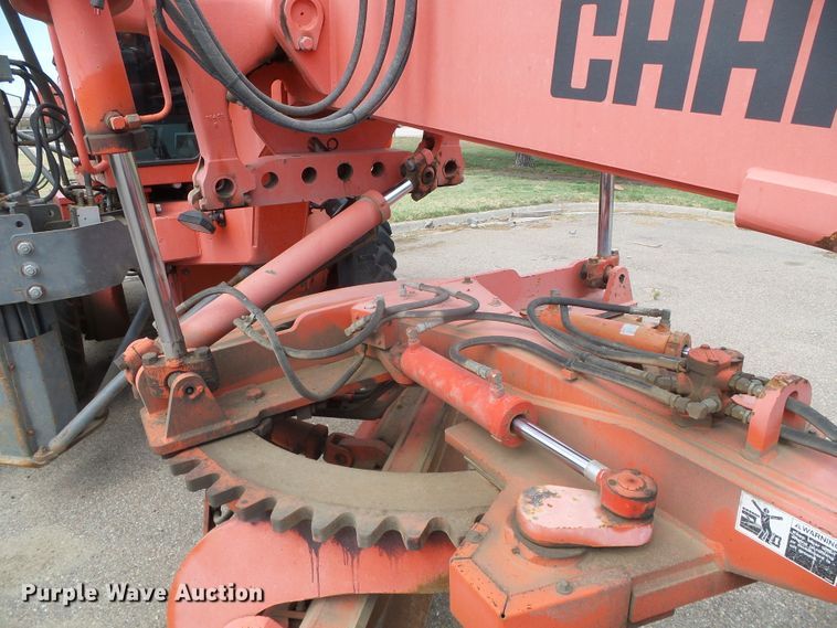 image for item DG0197 2001 Champion 710A motor grader