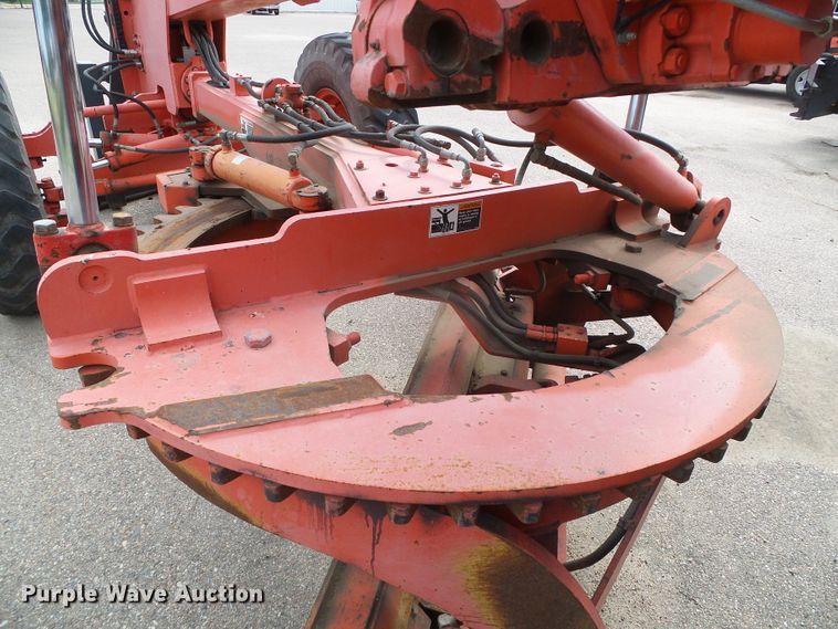 image for item DG0197 2001 Champion 710A motor grader