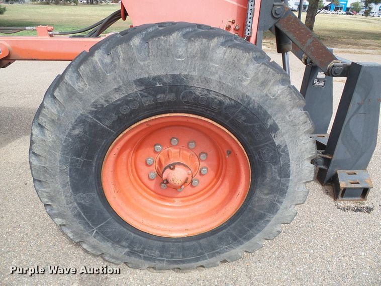 image for item DG0197 2001 Champion 710A motor grader