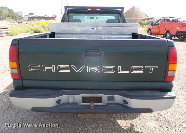image for item DG0201 2002 Chevrolet Silverado 1500 pickup truck