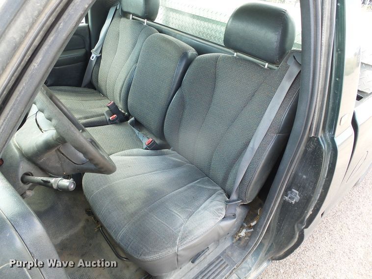 image for item DG0201 2002 Chevrolet Silverado 1500 pickup truck