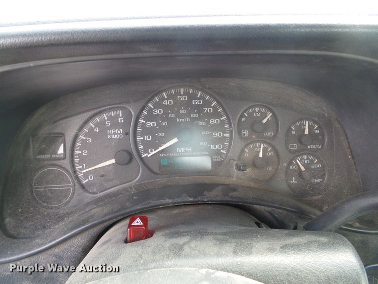 image for item DG0201 2002 Chevrolet Silverado 1500 pickup truck