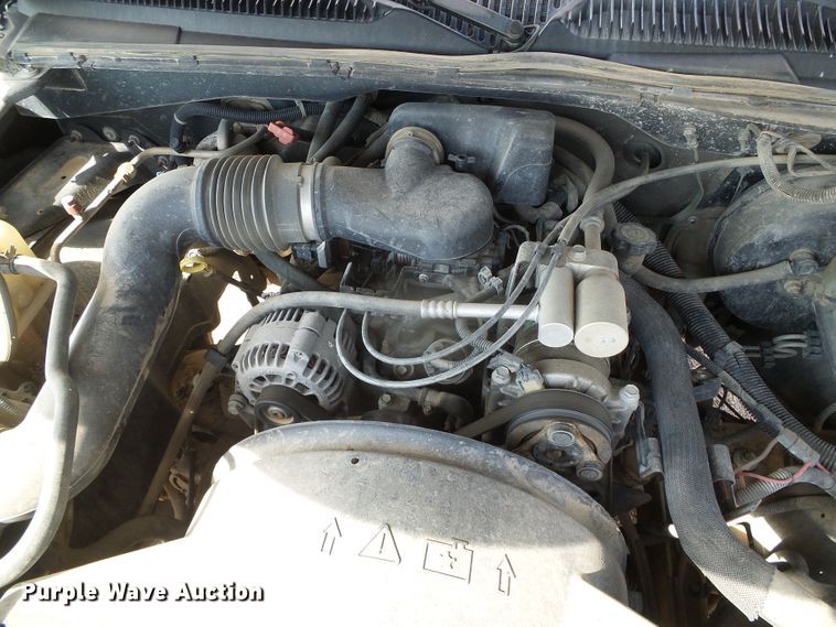 image for item DG0201 2002 Chevrolet Silverado 1500 pickup truck