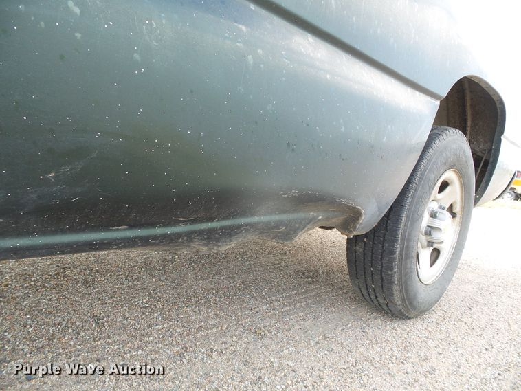 image for item DG0201 2002 Chevrolet Silverado 1500 pickup truck