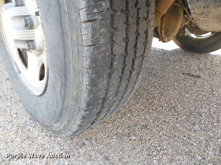 image for item DG0201 2002 Chevrolet Silverado 1500 pickup truck