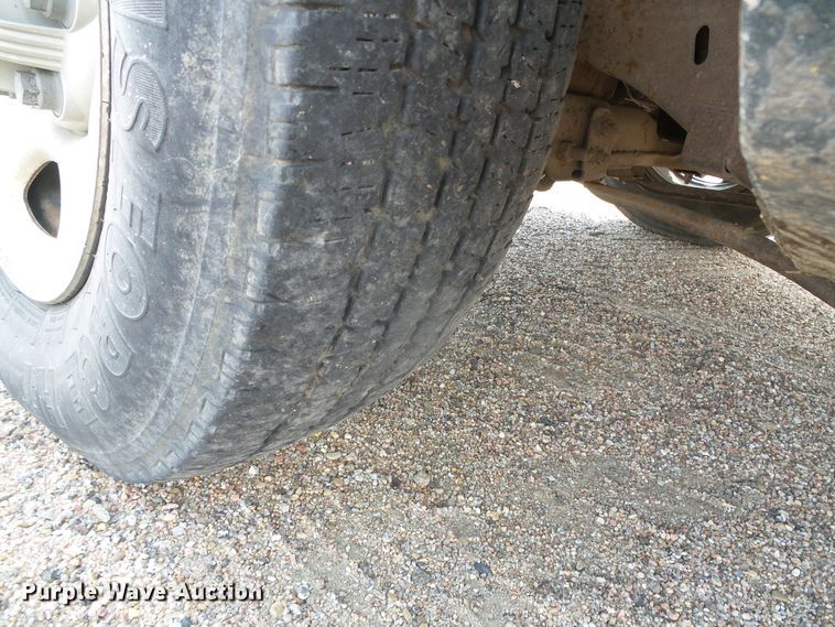 image for item DG0201 2002 Chevrolet Silverado 1500 pickup truck