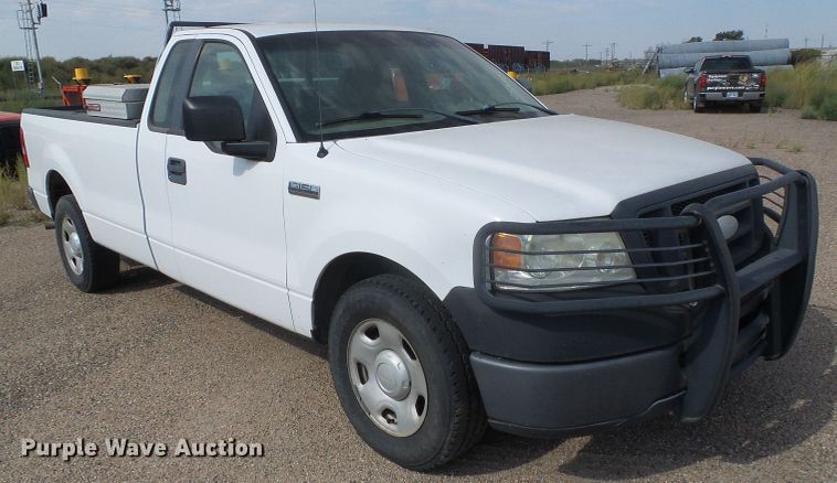 image for item DG0203 2007 Ford F150 XL pickup truck
