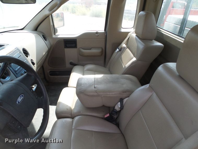 image for item DG0203 2007 Ford F150 XL pickup truck