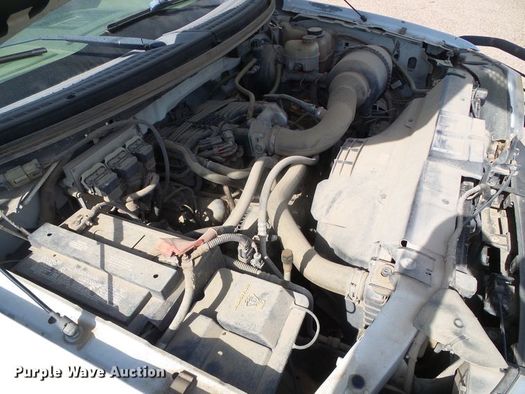 image for item DG0203 2007 Ford F150 XL pickup truck