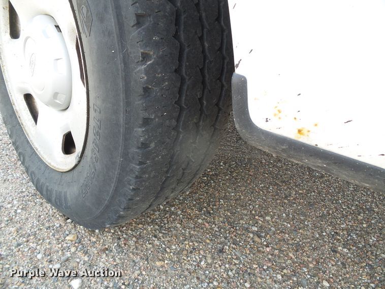 image for item DG0203 2007 Ford F150 XL pickup truck