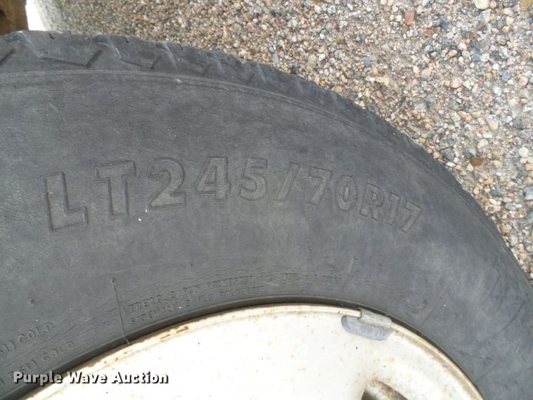 image for item DG0203 2007 Ford F150 XL pickup truck