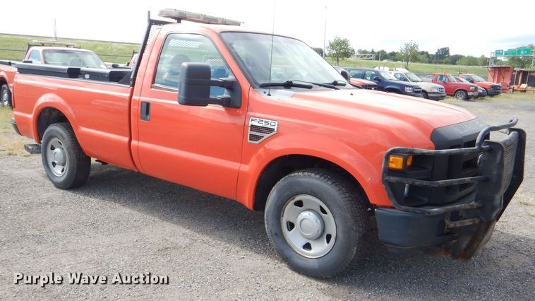 image for item DI2504 2009 Ford F250 Super Duty pickup truck