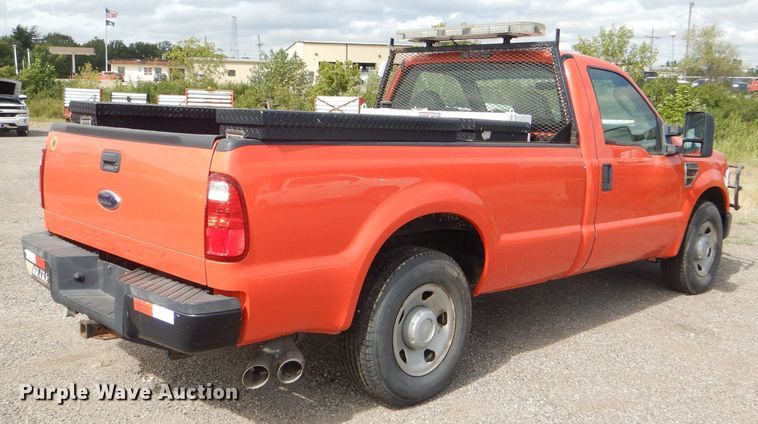 image for item DI2504 2009 Ford F250 Super Duty pickup truck