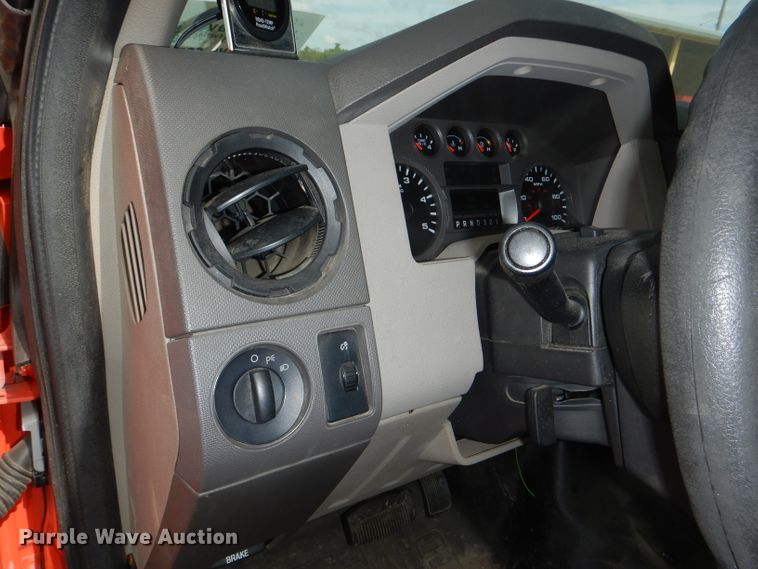 image for item DI2504 2009 Ford F250 Super Duty pickup truck