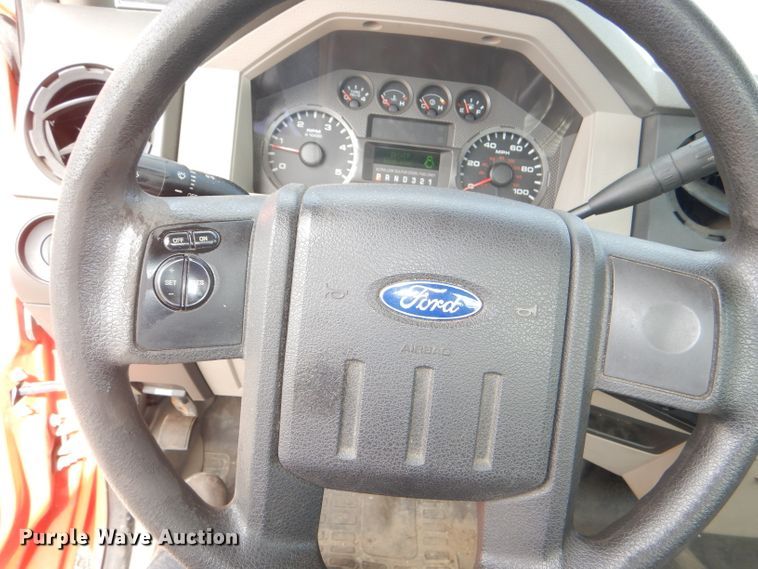 image for item DI2504 2009 Ford F250 Super Duty pickup truck