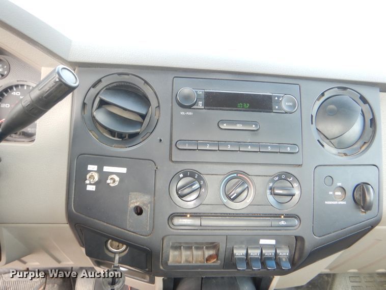 image for item DI2505 2009 Ford F250 Super Duty pickup truck