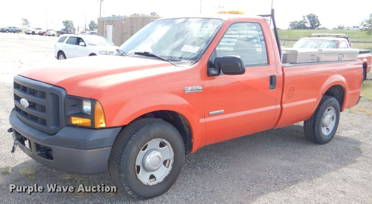 image for item DI2506 2006 Ford F250 Super Duty pickup truck