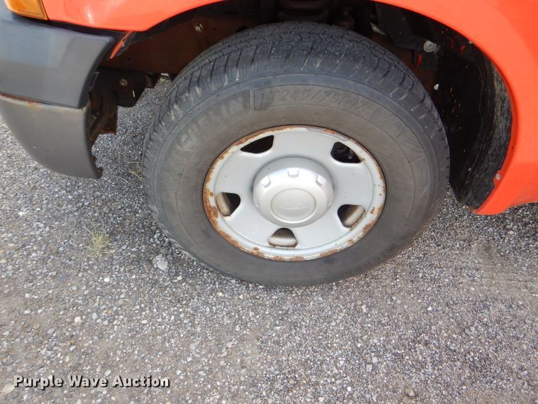 image for item DI2506 2006 Ford F250 Super Duty pickup truck