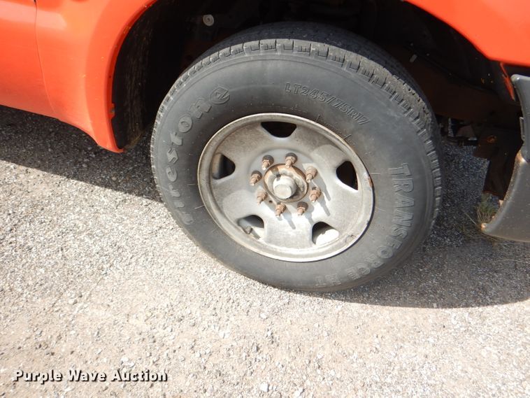 image for item DI2506 2006 Ford F250 Super Duty pickup truck