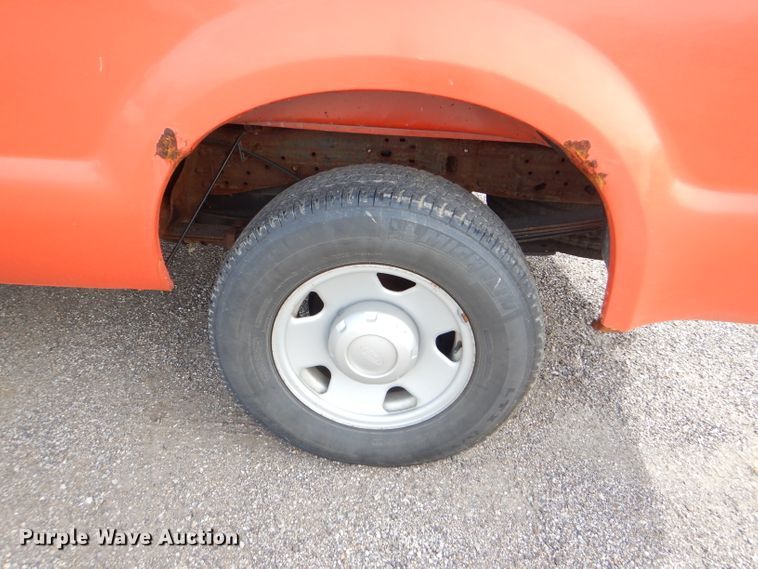 image for item DI2506 2006 Ford F250 Super Duty pickup truck