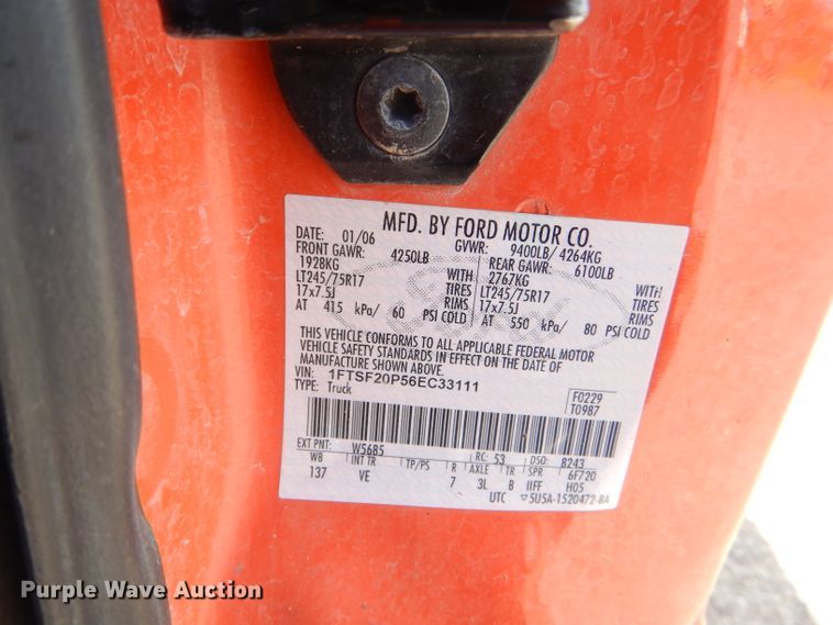 image for item DI2506 2006 Ford F250 Super Duty pickup truck