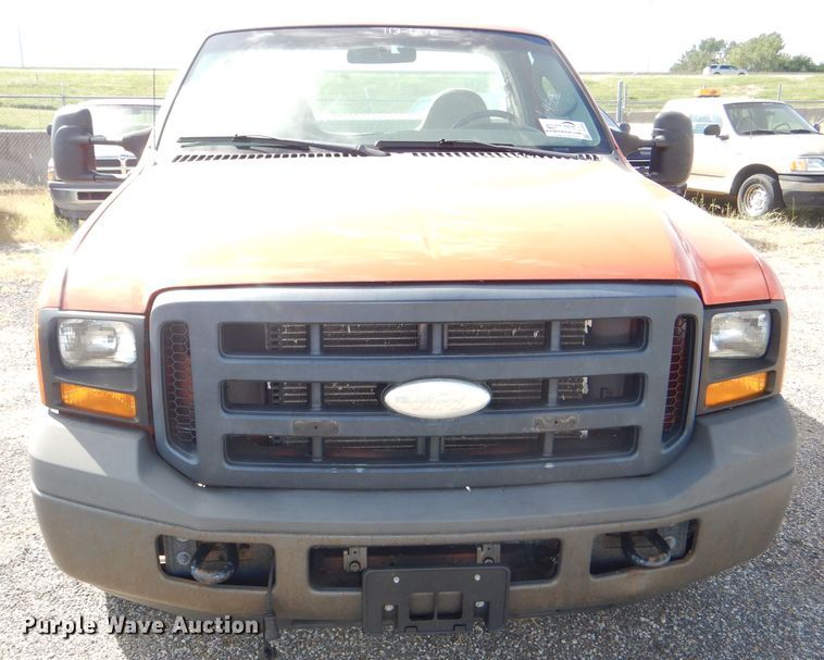 image for item DI2509 2006 Ford F250 Super Duty pickup truck