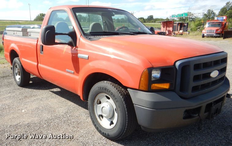 image for item DI2509 2006 Ford F250 Super Duty pickup truck