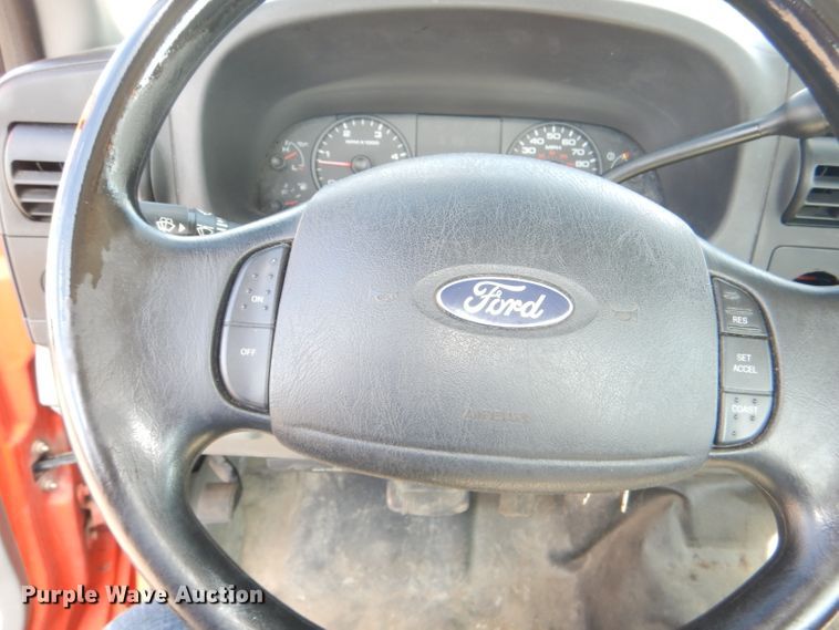 image for item DI2509 2006 Ford F250 Super Duty pickup truck