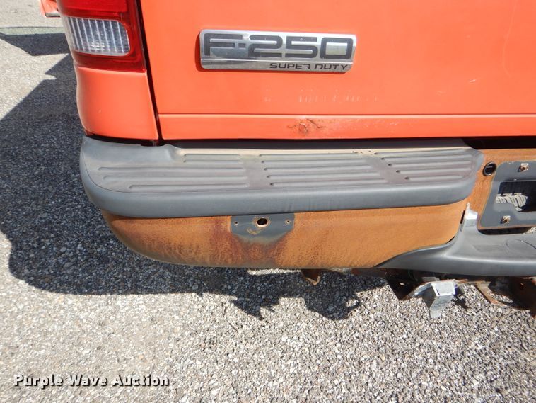 image for item DI2509 2006 Ford F250 Super Duty pickup truck