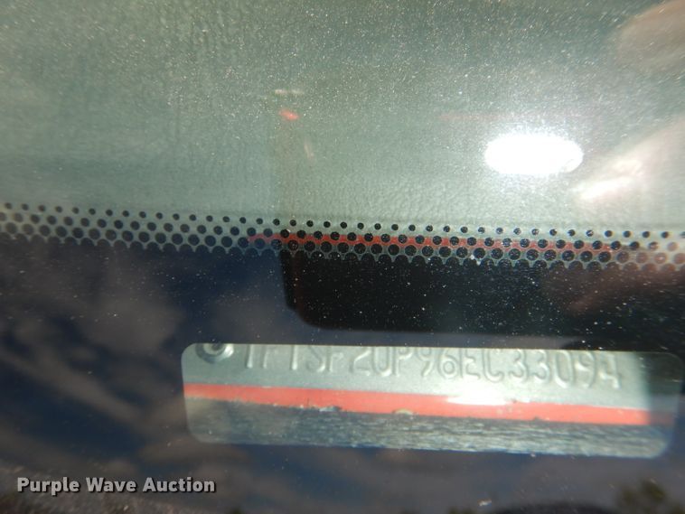 image for item DI2509 2006 Ford F250 Super Duty pickup truck