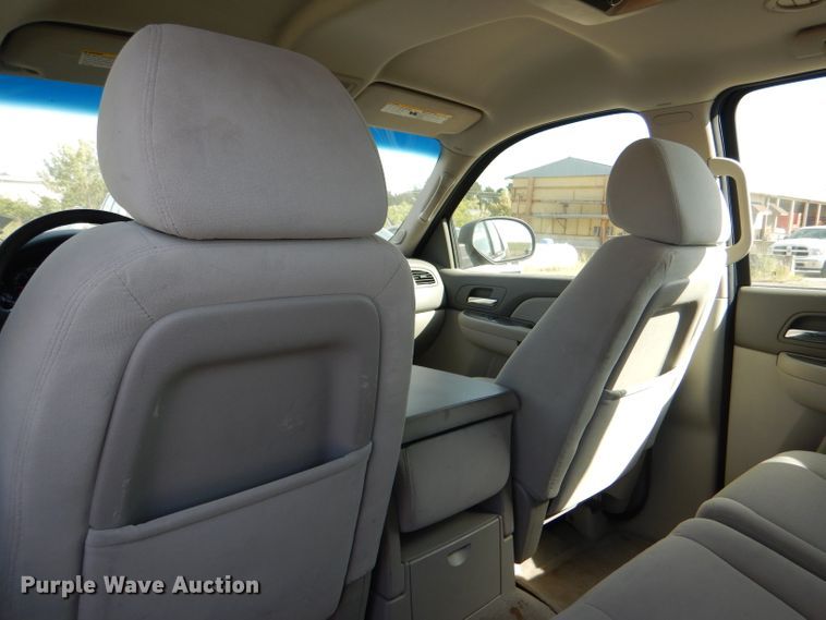 image for item DI2510 2009 Chevrolet Suburban 2500 SUV