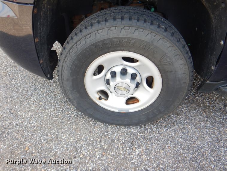image for item DI2510 2009 Chevrolet Suburban 2500 SUV