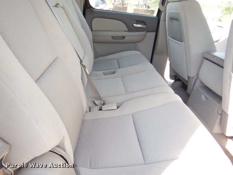 image for item DI2510 2009 Chevrolet Suburban 2500 SUV