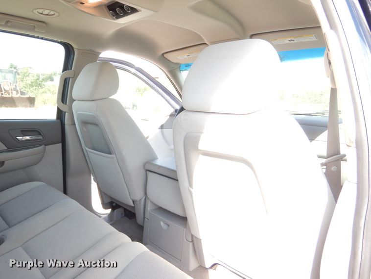 image for item DI2510 2009 Chevrolet Suburban 2500 SUV