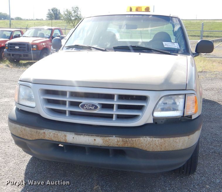 image for item DI2511 1999 Ford F150 SuperCab pickup truck