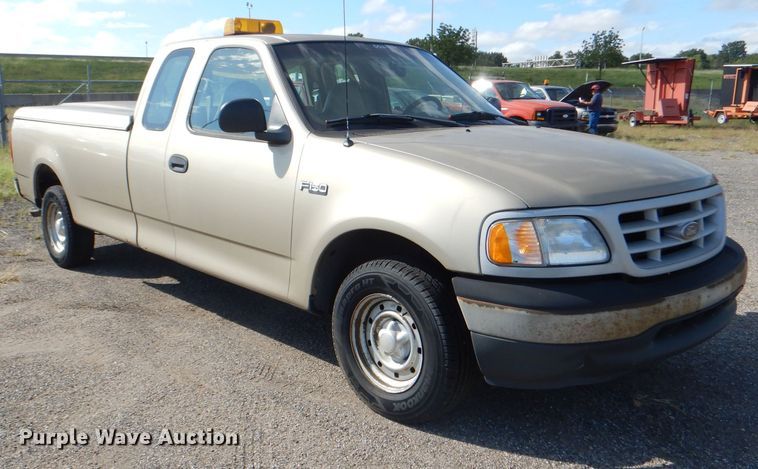 image for item DI2511 1999 Ford F150 SuperCab pickup truck