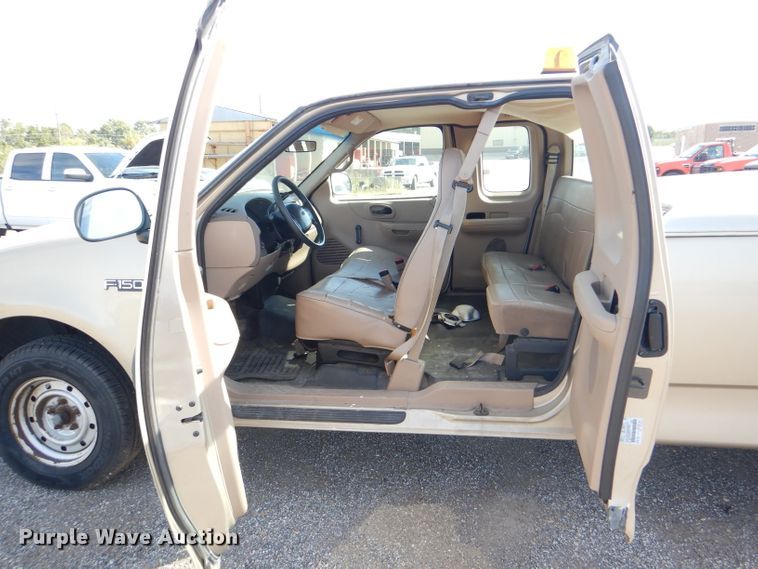 image for item DI2511 1999 Ford F150 SuperCab pickup truck