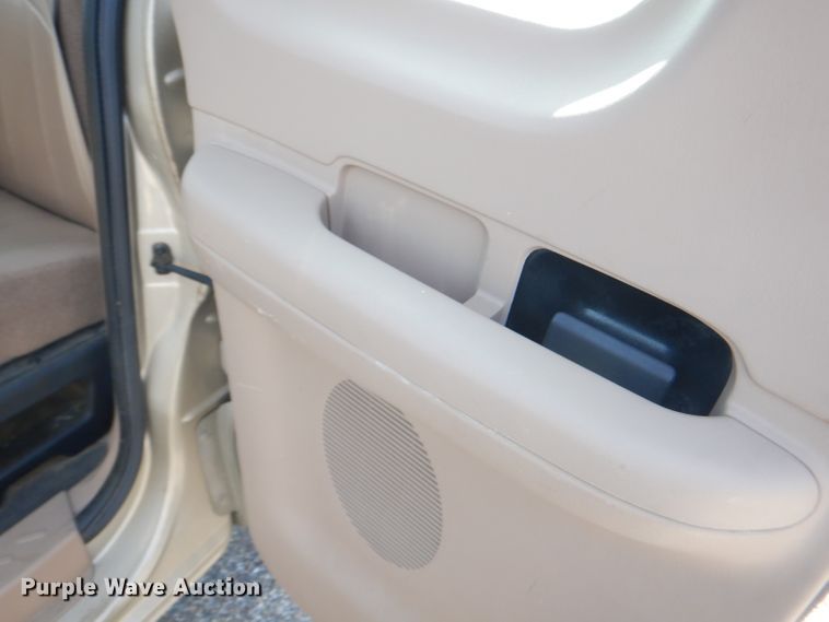 image for item DI2511 1999 Ford F150 SuperCab pickup truck