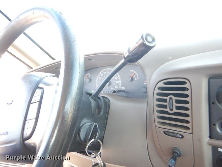 image for item DI2511 1999 Ford F150 SuperCab pickup truck