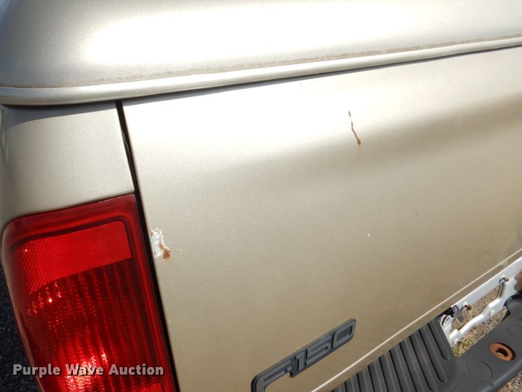 image for item DI2511 1999 Ford F150 SuperCab pickup truck