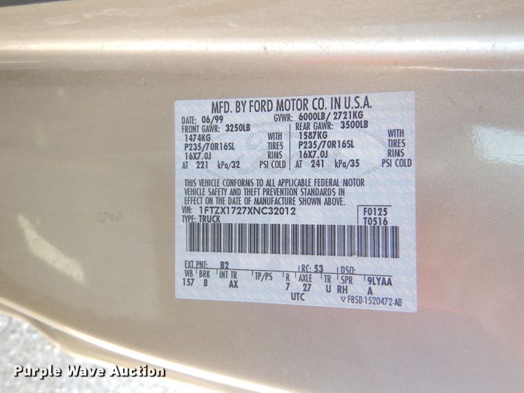 image for item DI2511 1999 Ford F150 SuperCab pickup truck