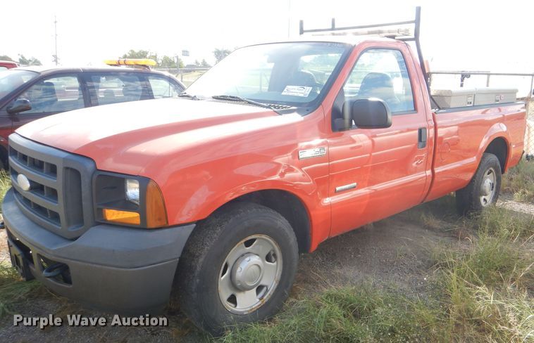 image for item DI2513 2006 Ford F250 Super Duty pickup truck