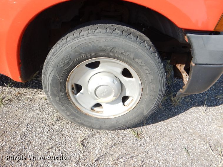 image for item DI2513 2006 Ford F250 Super Duty pickup truck