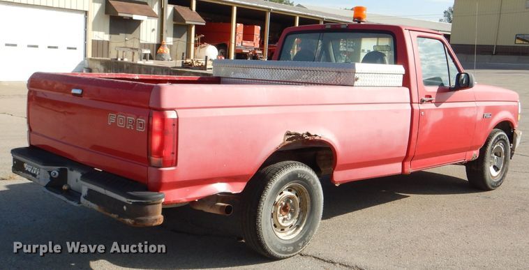 image for item DI2514 1996 Ford F150 pickup truck
